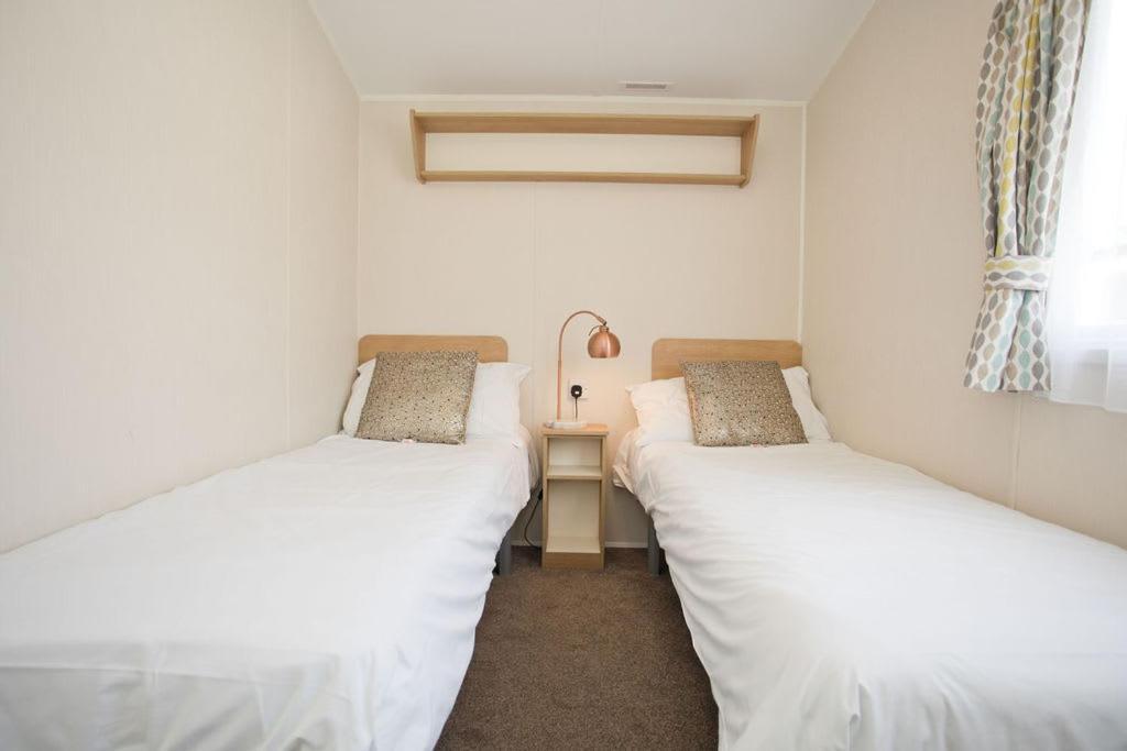 Luxury Holiday Retreat Set Within Oakdene Forest - Park Activities Pass Included Free! Saint Leonards Luaran gambar