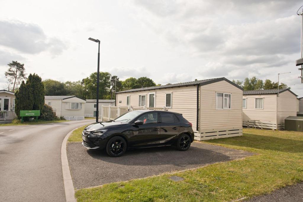 Luxury Holiday Retreat Set Within Oakdene Forest - Park Activities Pass Included Free! Saint Leonards Luaran gambar