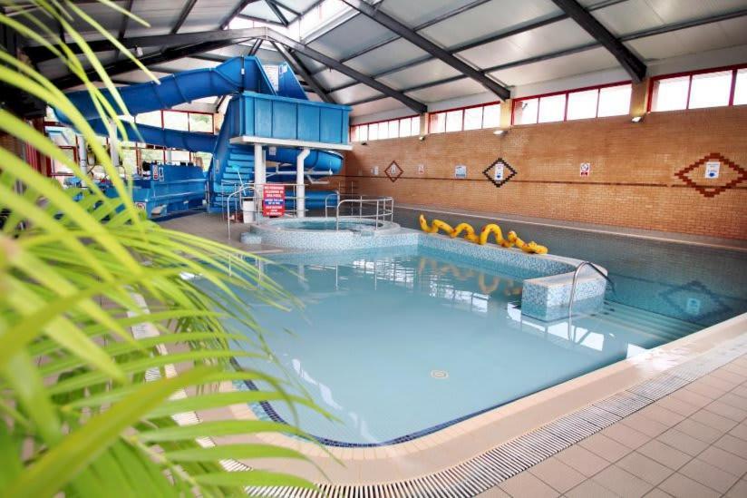 Luxury Holiday Retreat Set Within Oakdene Forest - Park Activities Pass Included Free! Saint Leonards Luaran gambar